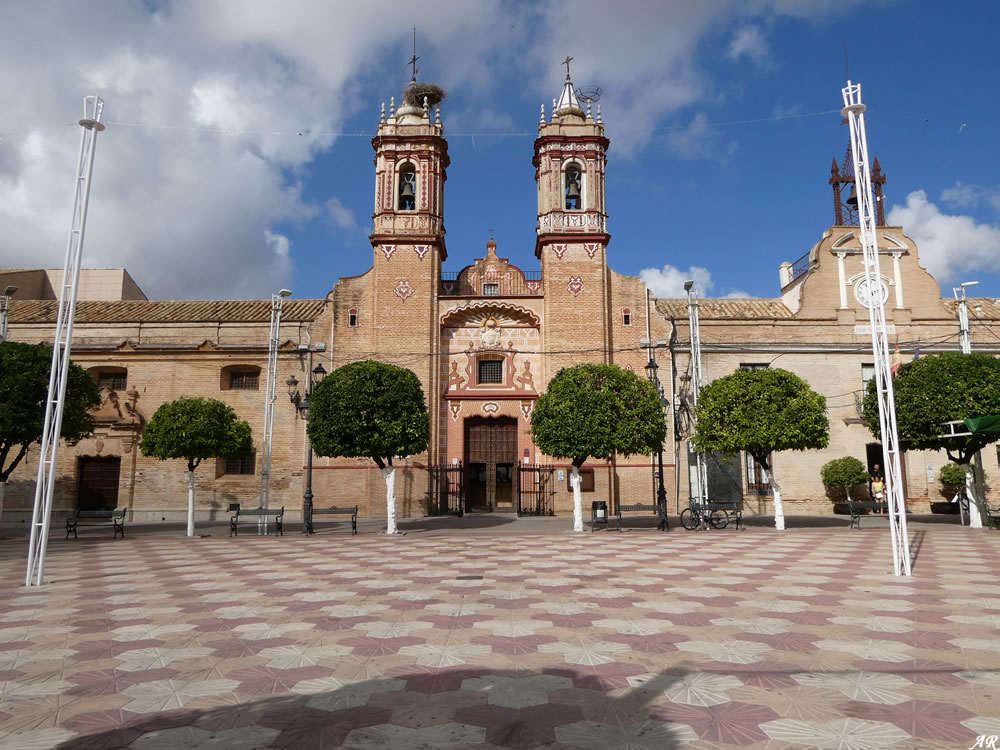 caro-carrillo-inmobiliaria-cordoba-fuente-palmera-iglesia-parro